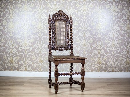 Rzeźbione krzesło z ratanem/XIX wiek