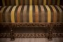 Komplet salonowy mocno rzeźbiony sofa + 2 krzesła