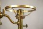 Zabytkowa lampa naftowa z początku XX wieku