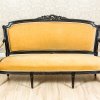 Zabytkowa sofa z poł. XIX wieku