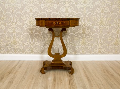 Small Table-Sewing Table in the Lyre-Shaped Type