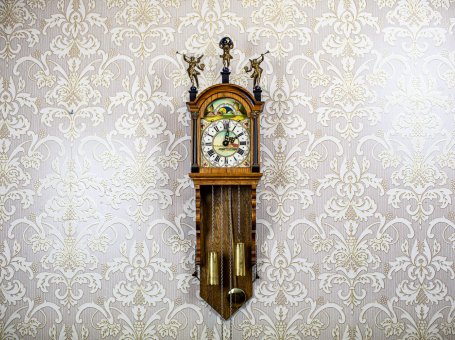 Dutch Wall Clock in the Staarta Type