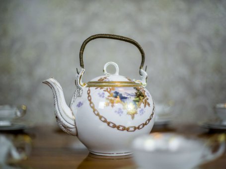 Art Nouveau Kettle