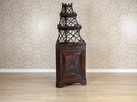 Mahogany Corner Cabinet/Étagère from the Early 20th Century with Openwork Sides