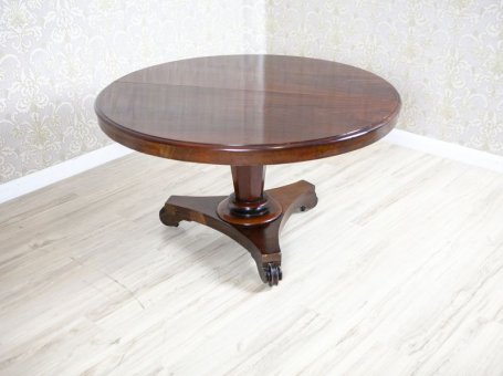 Extendable Table in the Biedermeier Style