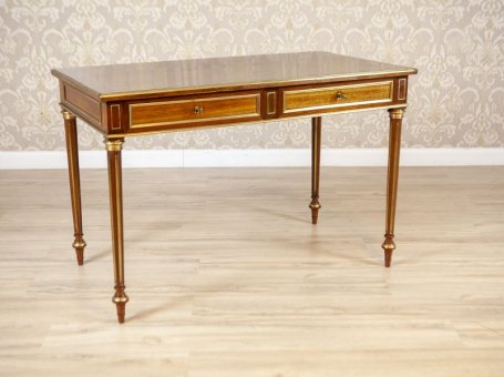 Inkrustowane biurko w stylu neoklasycystycznym