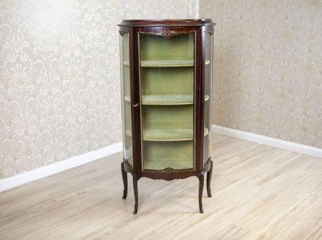 Antique Display Cabinet from the Early 20th Century