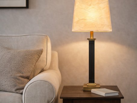 Elektryczna lampa nablatowa