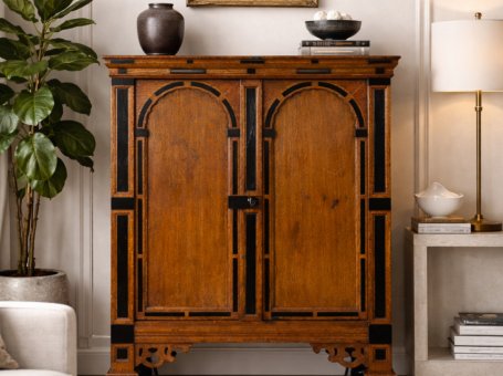 XIX-wieczny holenderski kabinet dębowy