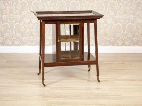 English Liquor Cabinet/Side Table from the Late 19th Century