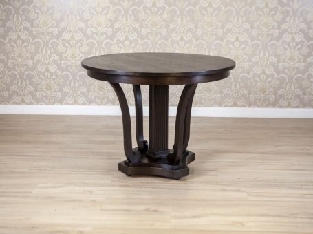 Oak Oval Table from the Early 20th Century