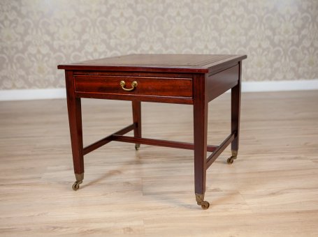 Small Walnut Coffee Table from the 20th Century with Leather-Covered Top