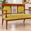 Nieduża sofa z początku XX wieku